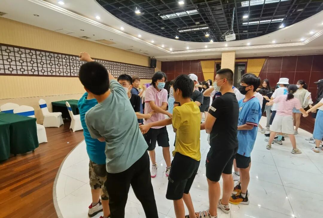fun肆一夏 | 「未来领袖」暑期体验营开营！插图6,香港DSE,ALEVEL,上海国际高中,DSE,DSE考试