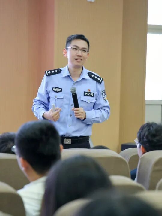 LTTO课堂 | 3448起，3400万，8356万，70%……关乎你我他，一个不容忽视的社会问题插图13,香港DSE,ALEVEL,上海国际高中,DSE,DSE考试