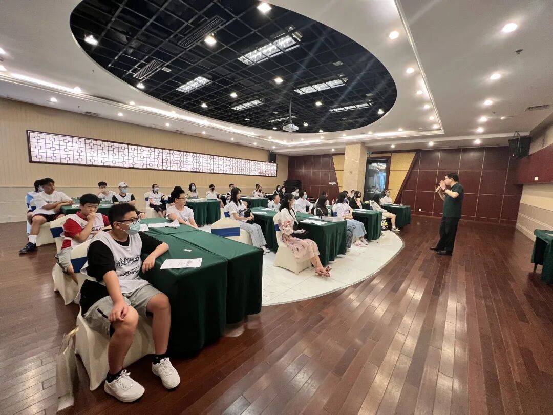 fun肆一夏 | 「未来领袖」暑期体验营开营！插图13,香港DSE,ALEVEL,上海国际高中,DSE,DSE考试