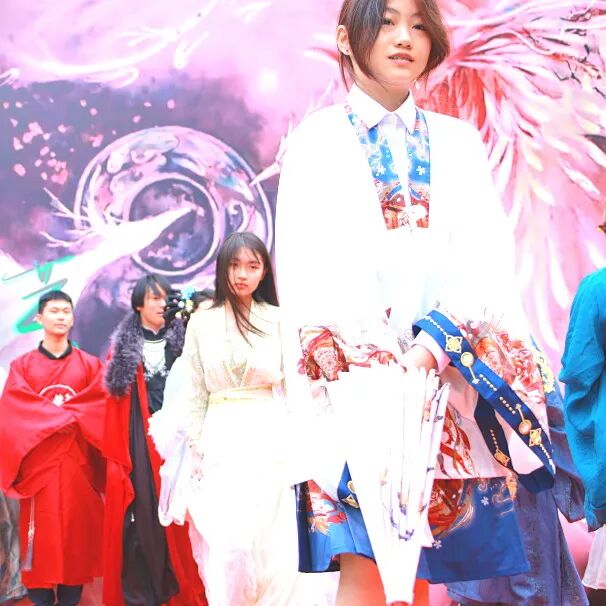 国潮艺术节 | 歌舞剧、服装SHOW、手工艺、彩绘…10余项节目精彩纷呈，共赴一场青春礼赞插图21,香港DSE,ALEVEL,上海国际高中,DSE,DSE考试