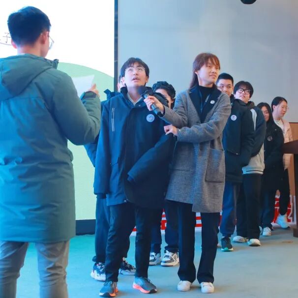 单词拼写大赛 | 实力、紧张与刺激！以赛促学，年度 Spelling Bee 收官插图13,香港DSE,ALEVEL,上海国际高中,DSE,DSE考试