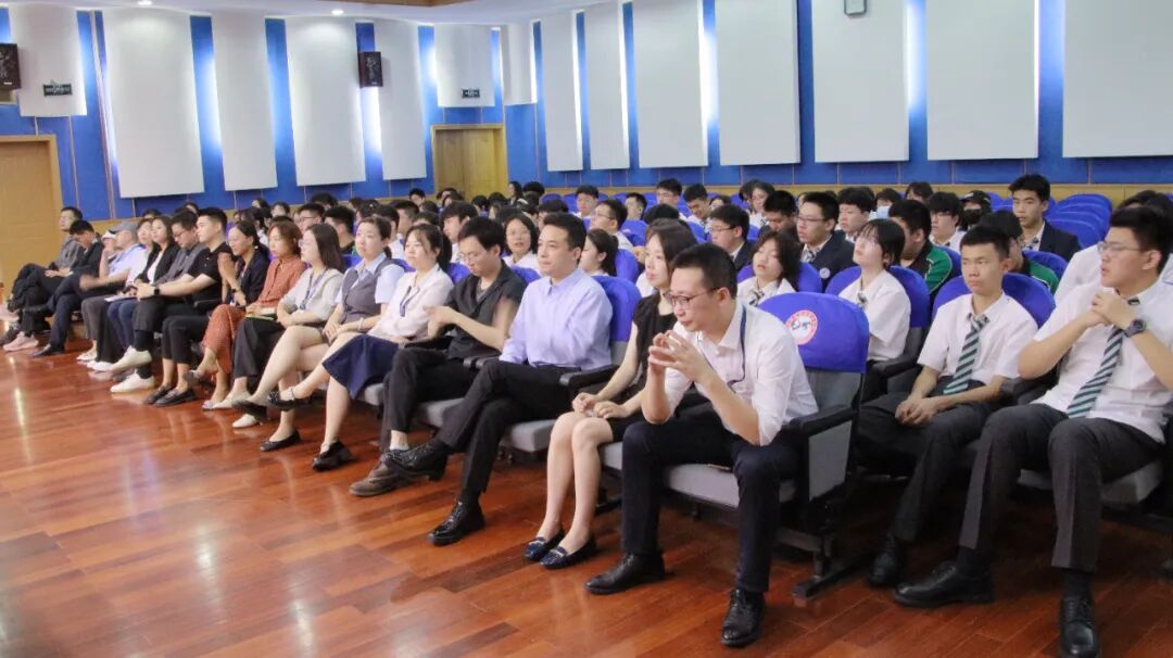 直击开学首日 | 欢迎TICCers回家！秋风送爽时 正是读书时插图10,香港DSE,ALEVEL,上海国际高中,DSE,DSE考试