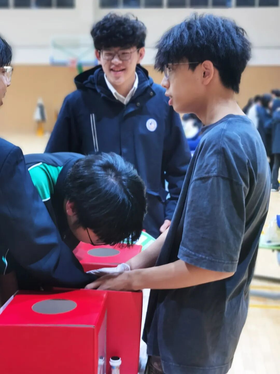 学生会活动 | 小鬼当家，今晚他们说了算！插图6,香港DSE,ALEVEL,上海国际高中,DSE,DSE考试