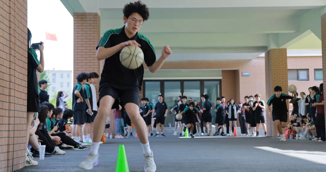 运动会 | 有速度，有温度！多图带你重温这场体育盛典插图23,香港DSE,ALEVEL,上海国际高中,DSE,DSE考试