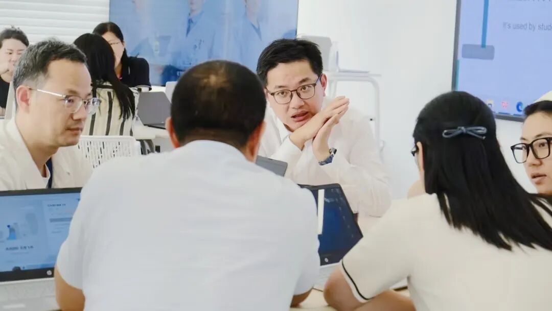 教师发展大会 | 学生放假了，老师又坐回教室当“学生”插图11,香港DSE,ALEVEL,上海国际高中,DSE,DSE考试
