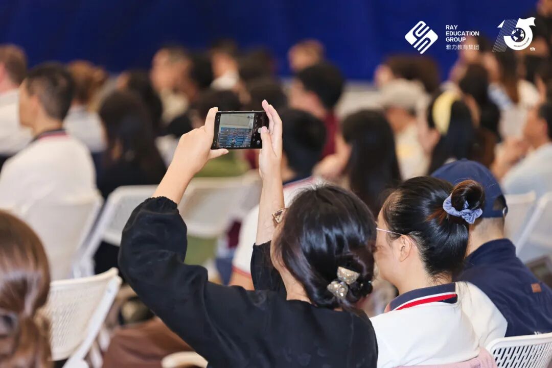 教师发展大会 | 学生放假了，老师又坐回教室当“学生”插图1,香港DSE,ALEVEL,上海国际高中,DSE,DSE考试